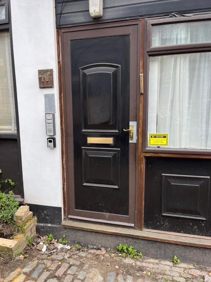Studio Flat In The Heart Of Golders Green London Exterior foto